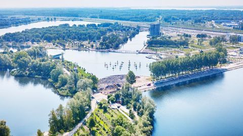 Du 14 avril au 9 octobre 2022, Almere, aux Pays-Bas, deviendra la plateforme de l’exposition horticole internationale Floriade expo 2022. Le site est aménagé autour des plans d’eau. Il permettra de découvrir des solutions créatives et écologiques pour rendre nos villes plus agréables et durables. ©Andre Prins